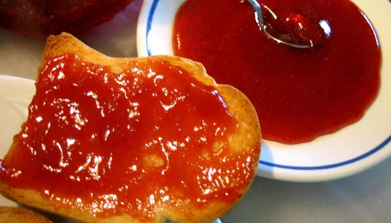 Gelée de fraises au cidre
