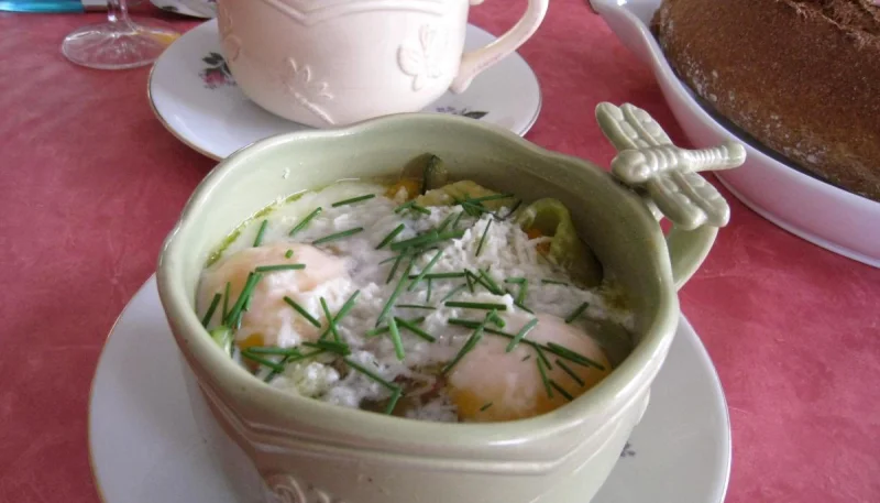 Sauté de légumes et ses oeufs au bain-marie