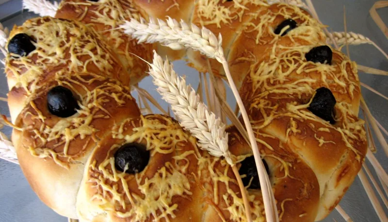 Pain à l'emmental