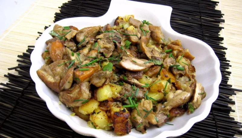 Cèpes aux pommes de terre à la landaise
