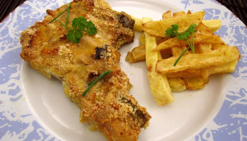 Côtes de porc panées