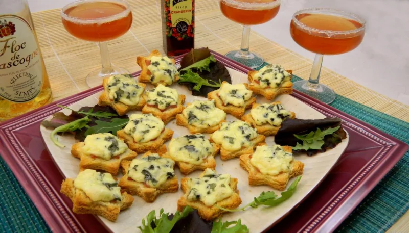 Canapés au jambon et à la fourme d'Ambert