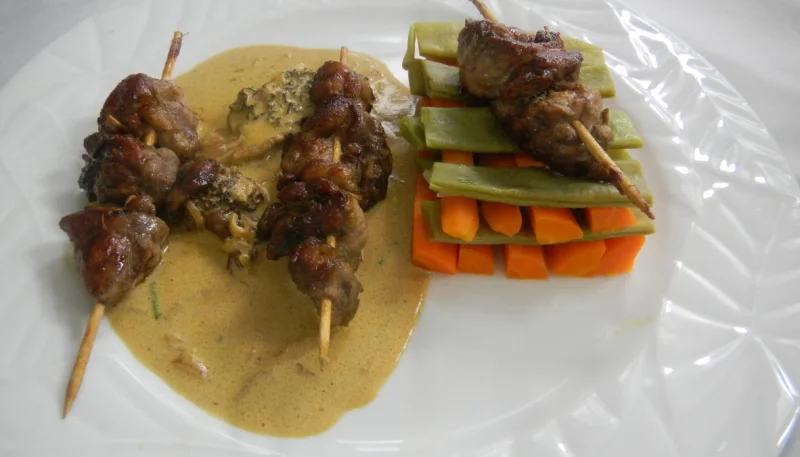 Brochettes de ris de veau aux légumes
