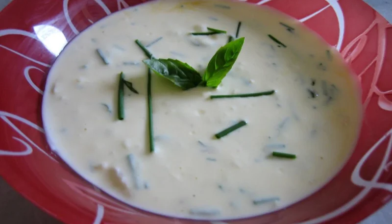 Sauce au fromage blanc aux fines herbes