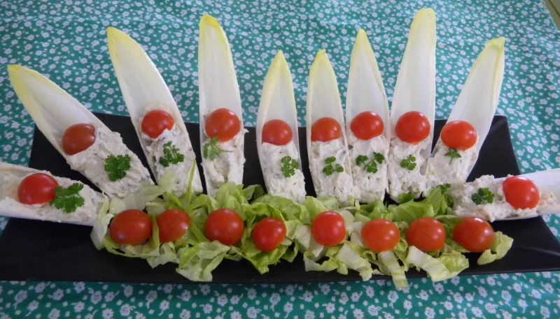 Feuilles d'endives à la ricotta