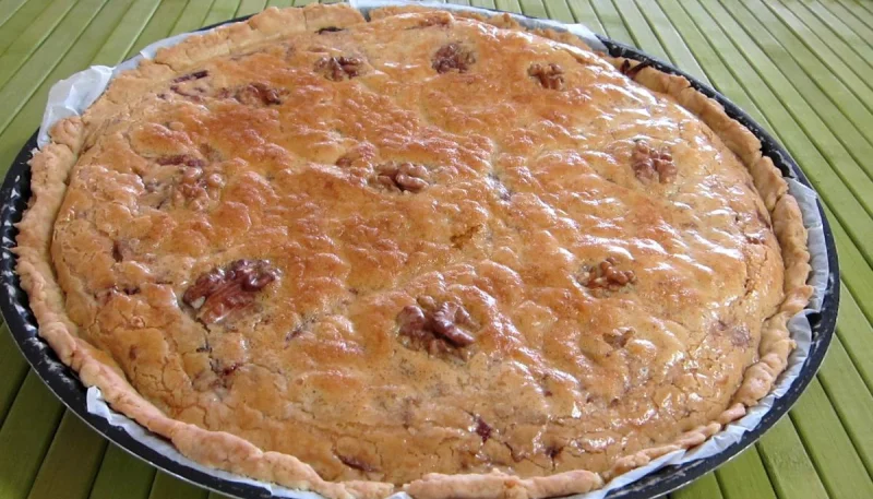 Tarte aux oignons et aux noix