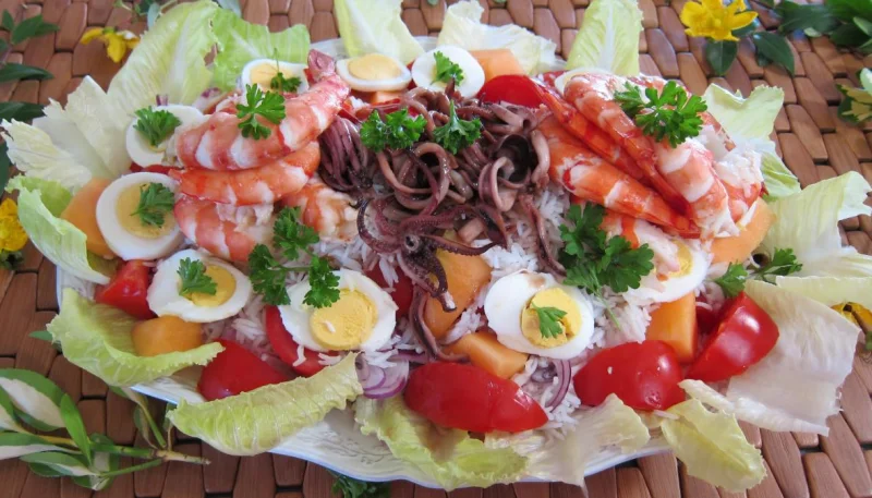 Encornets et gambas en salade