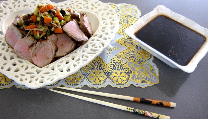 Cochon et son filet avec sa sauce au parfum de Chine