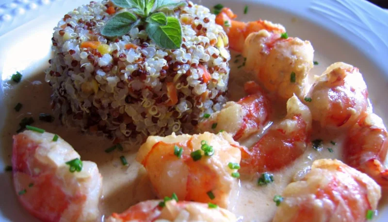 Crevettes au curry et quinoa