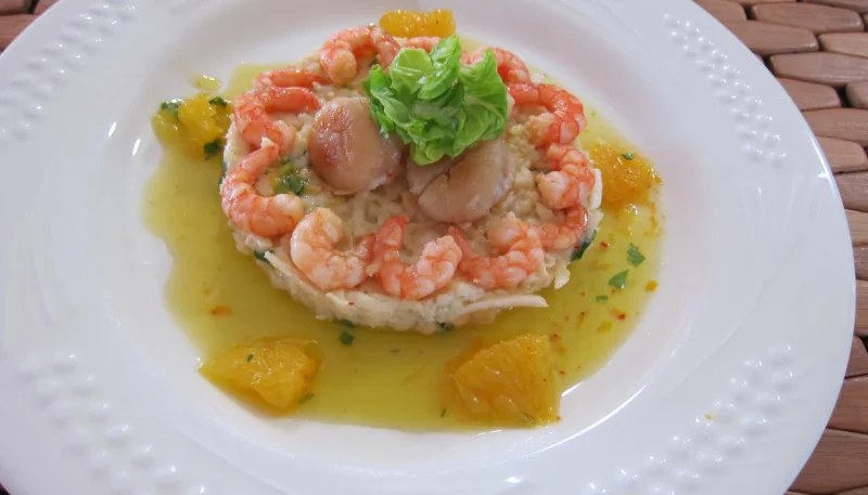 Rémoulade de céleri-rave et pommes et noix de saint-Jacques