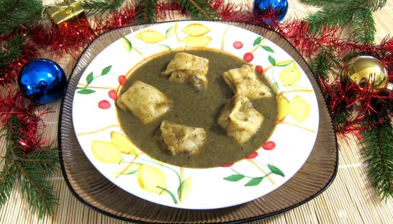 Capelletis et son velouté champignons et laitues