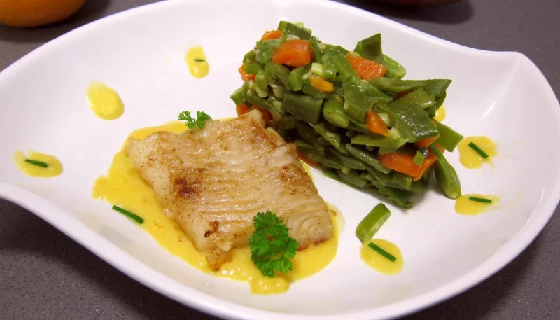 Flétan et sa sauce à la mangue
