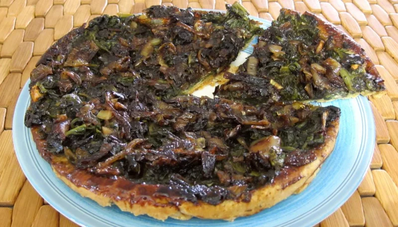 Tatin aux oignons et aux épinards