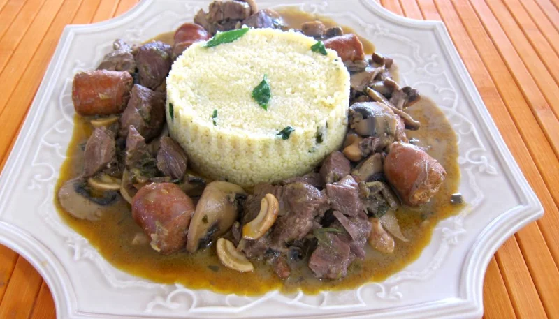 Autruche et agneau en civet