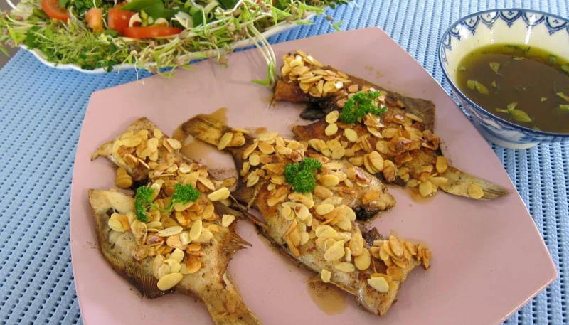 Limandes et sa salade de pousses de bambou et graines germées