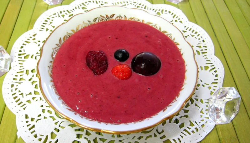 Crème anglaise aux fruits rouges