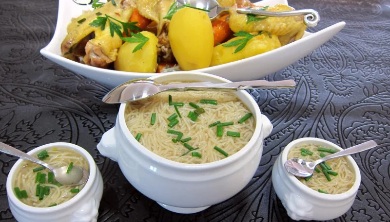 Consommé aux abatis de volaille