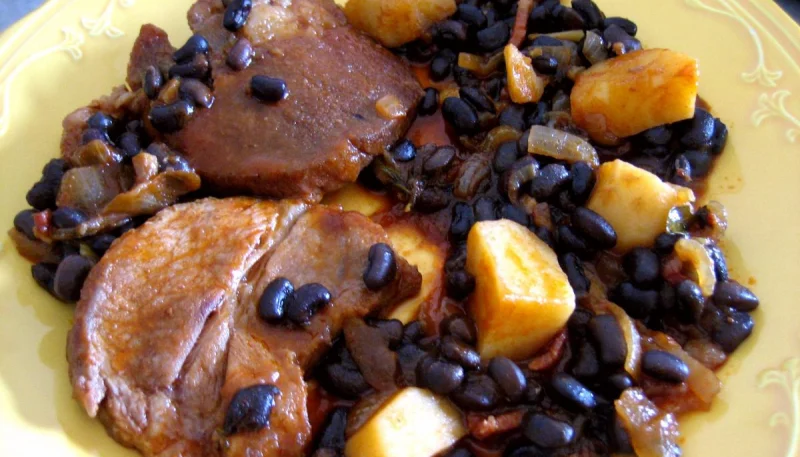 Epaule de veau aux haricots noirs