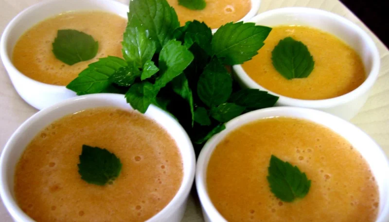 Soupe de melon au Floc de Gascogne