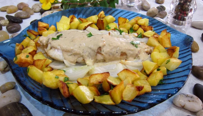 Lotte et pommes de terre sautées