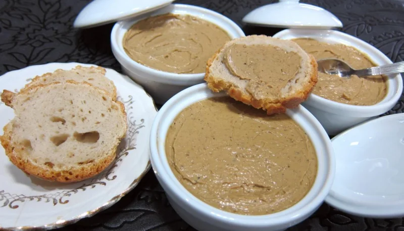Mousse de foies de volaille au Marsala
