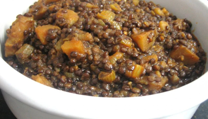 Lentilles à la tomate à la marocaine