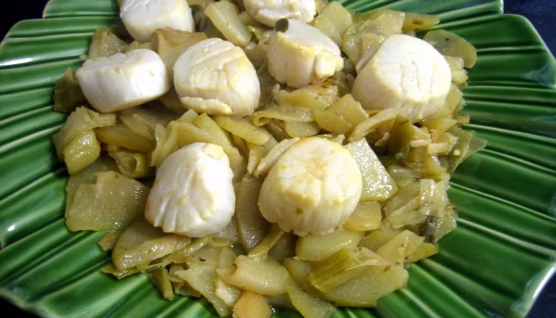 Noix de Saint-Jacques aux chayottes