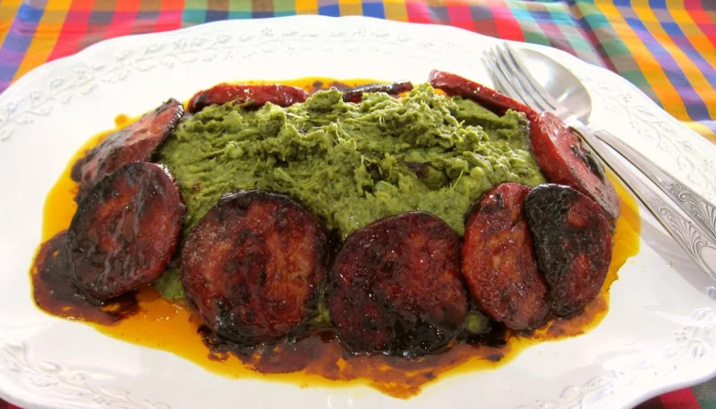 Broutes en purée au chorizo à la landaise