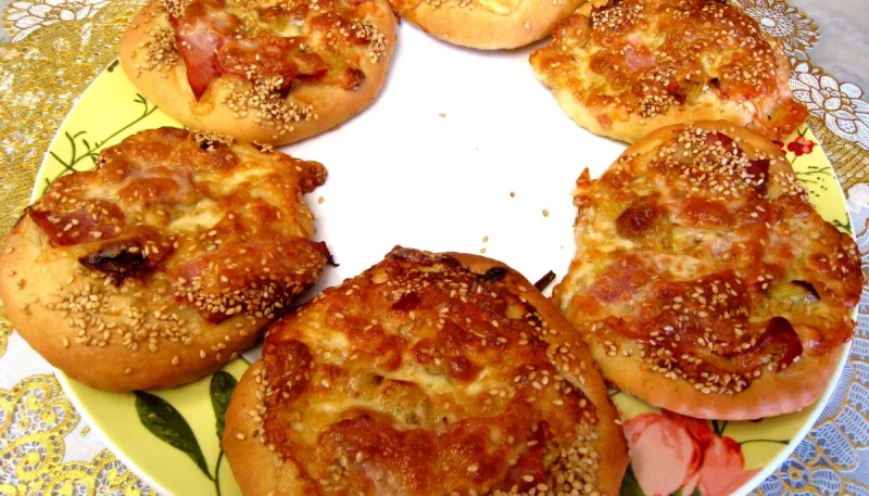 Pizza au poireau en amuse-bouche