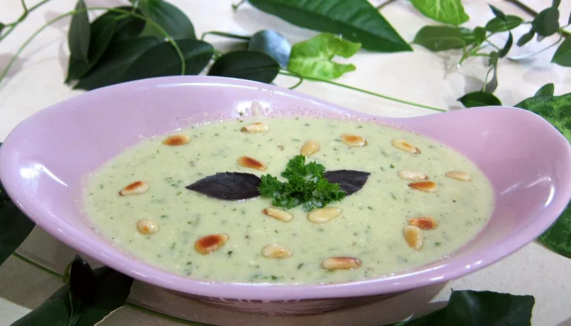 Coulis de pignons de pin