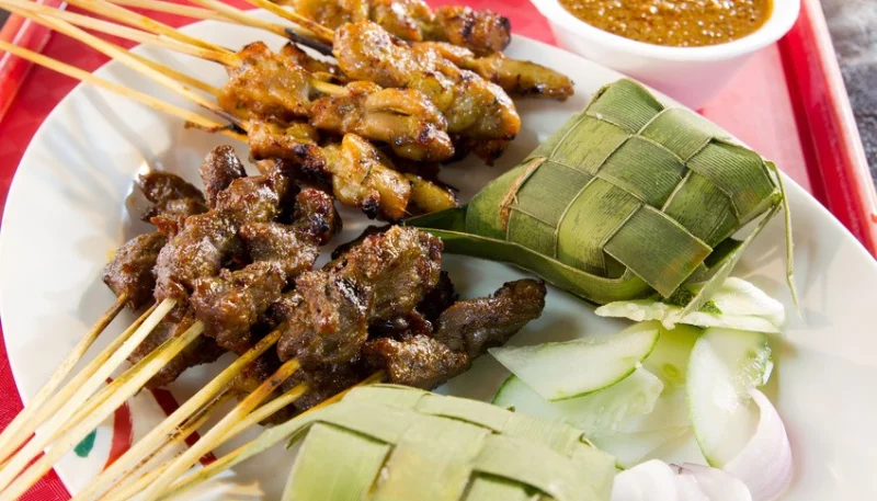 Satay, sate, sateh, saté, 