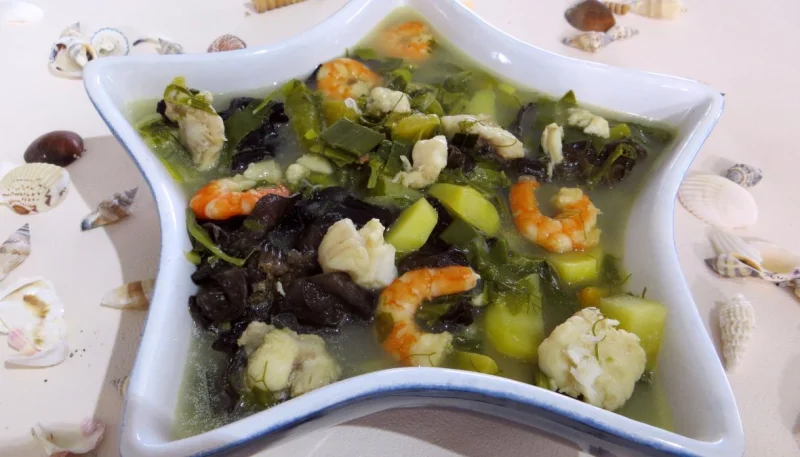 Soupe de lotte d'automne aux légumes