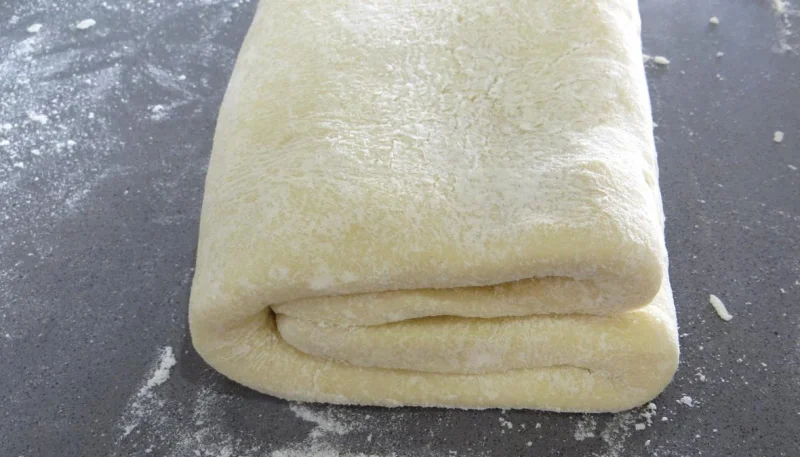 Pâte feuilletée avec la méthode inversée