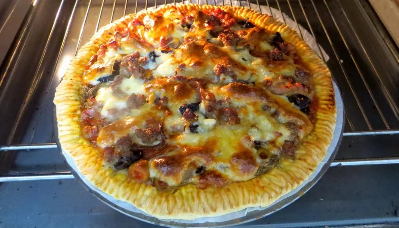 Pizza au boeuf haché