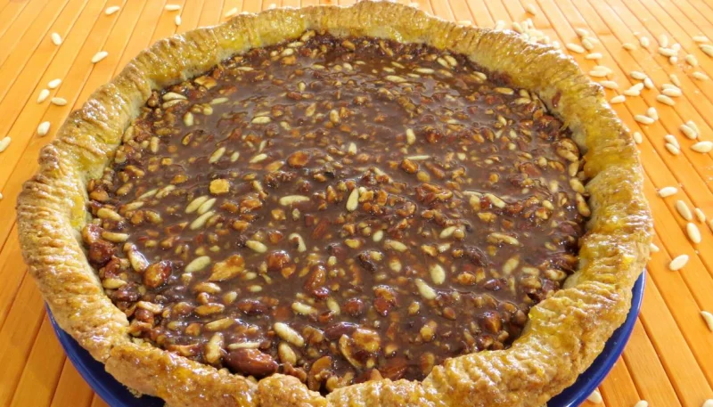 Tarte au caramel aux mendiants