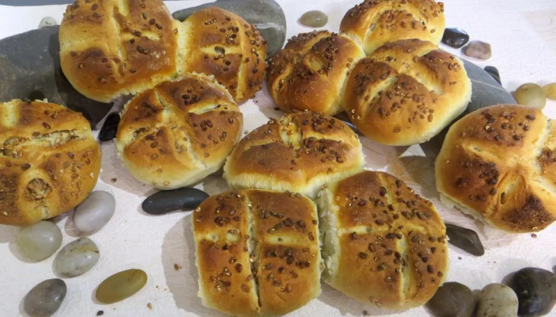 Pains rustiques aux grains de blé