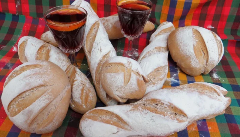 Baguettes et miches à la sangria