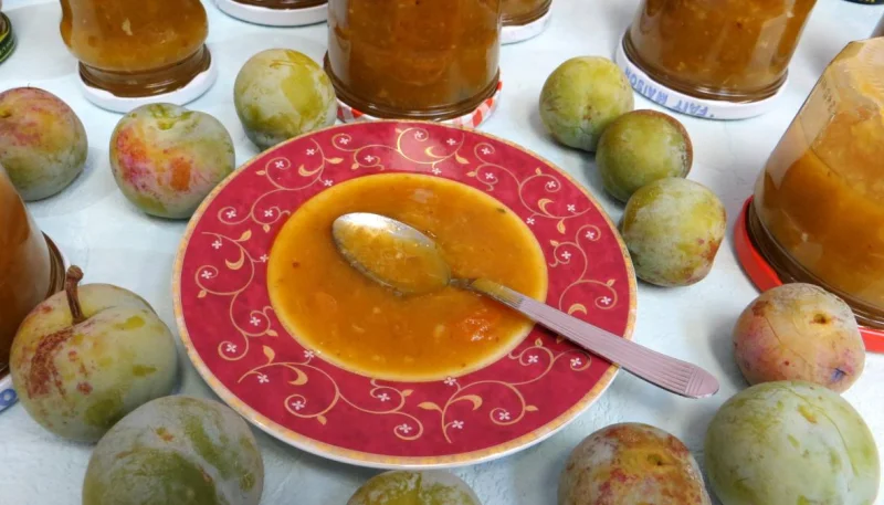 Chutney de reine-claude au mojito