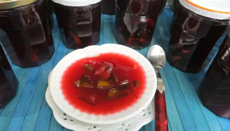 Confiture de mûres au mojito