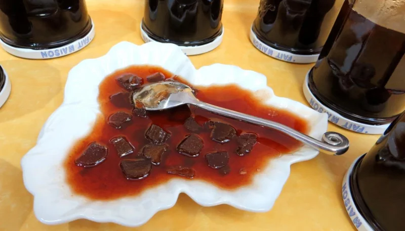 Gelée de raisins à la rhubarbe