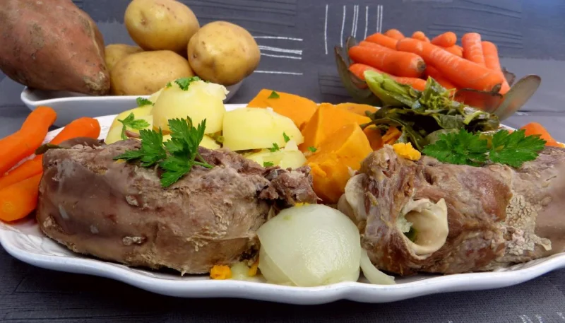 Pot au feu de langue de porc