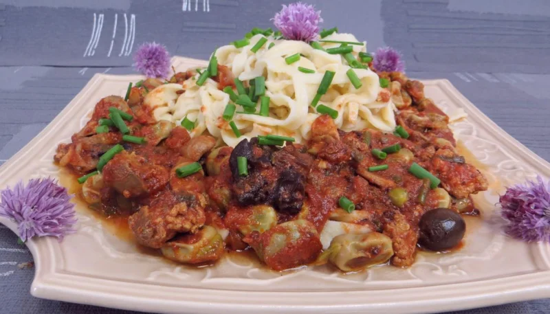 Tagliatelles fraîches aux fèves