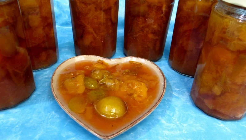 Compote de prunes à la sangria