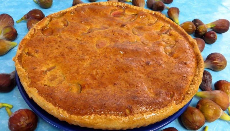 Tarte aux figues et à la semoule