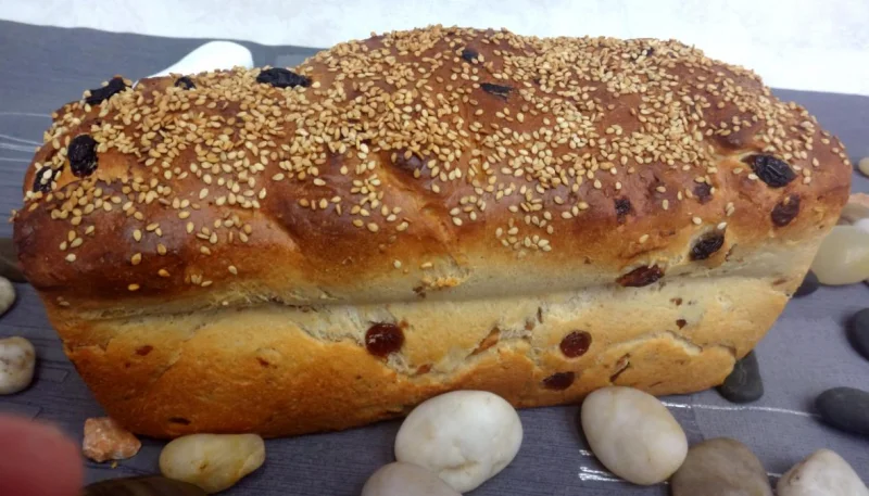 Pain de mie aux raisins secs