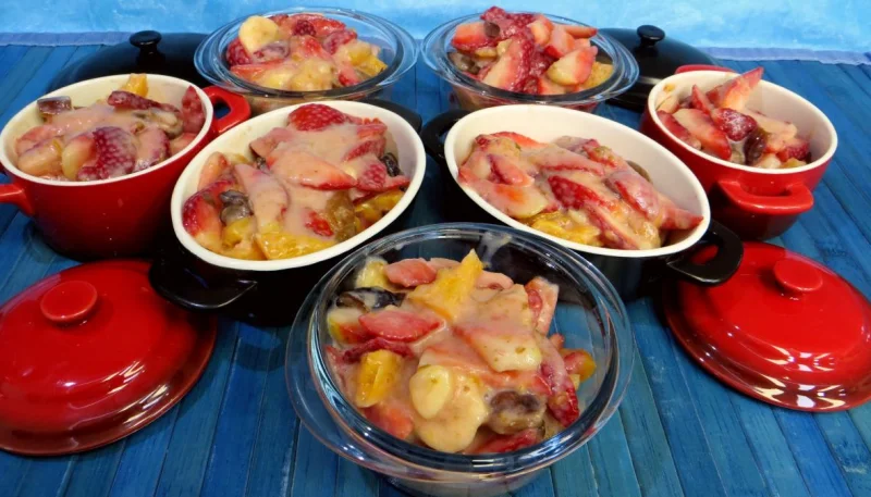 Salade de fraises et de fruits secs