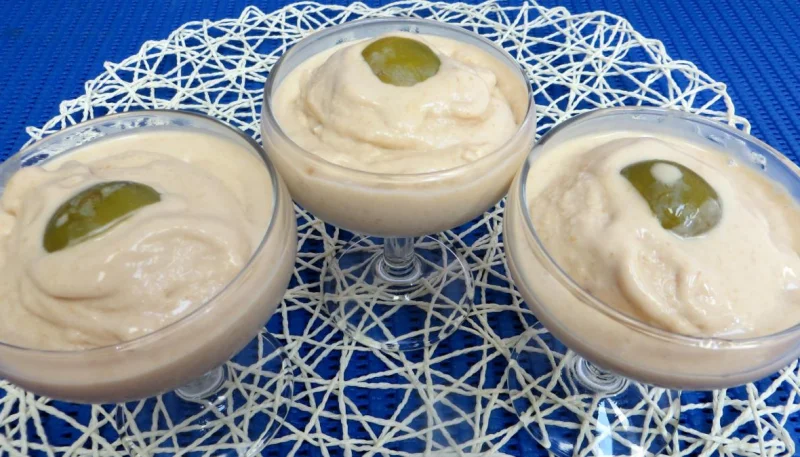 Crème glacée aux reines-claude et mascarpone