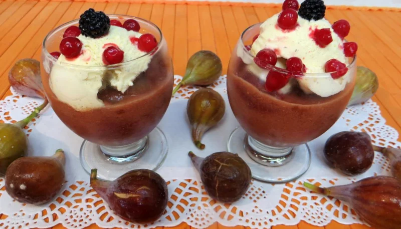 Compote de figues glacée