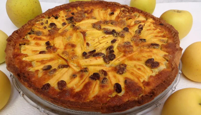 Tarte aux pommes et raisins secs