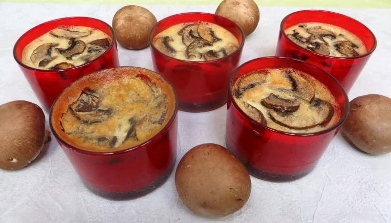 Flans à l'ail et aux champignons